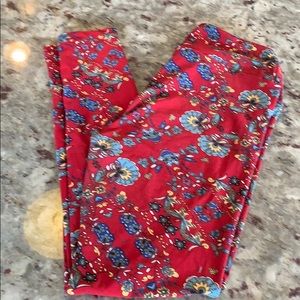 Lularoe OS red leggings